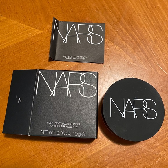 NARS Soft Velvet Loose Powder - Picture 3 of 10